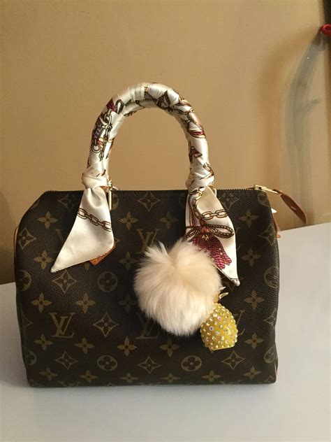 how to tie louis vuitton scarf on bag